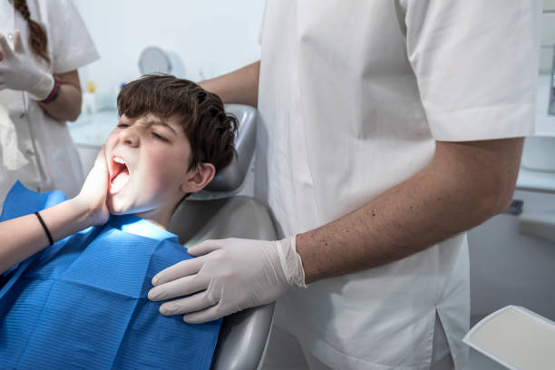 Best Emergency Tooth Extraction in Sweetwater, TN